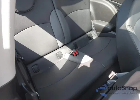 2010 Mini Cooper S z USA, uszkodzony, nr VIN WMWMF7C55ATZ71881